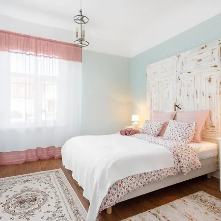 Vintage Boutique Apartment Parnu