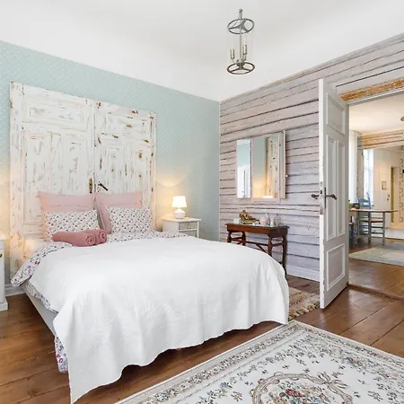 Vintage Boutique Apartment Parnu